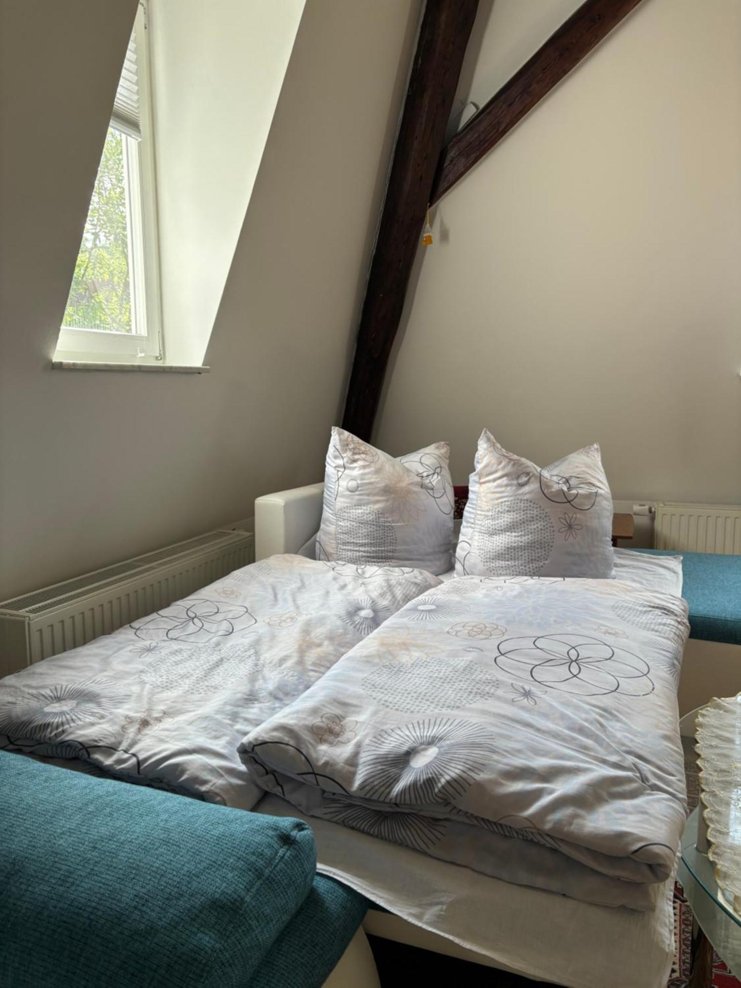 Marktresidenz Eisenach- Stilvolle Maisonette Mit 3 Zimmern Und 2 Baedern Luaran gambar